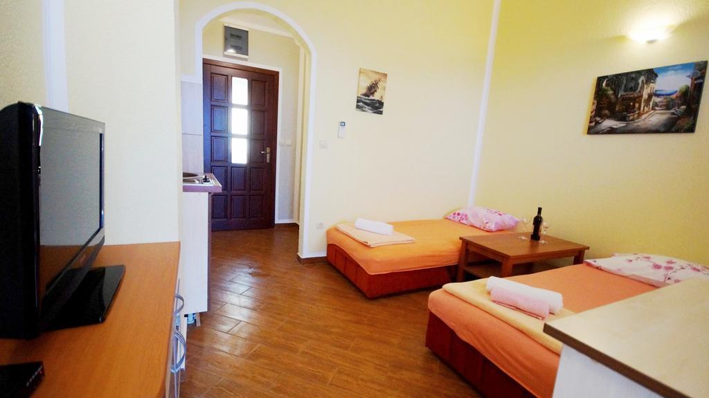 Apartmani Zona Sveti Stefan Exteriör bild