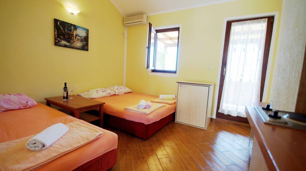 Apartmani Zona Sveti Stefan Exteriör bild