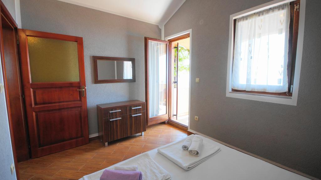 Apartmani Zona Sveti Stefan Exteriör bild