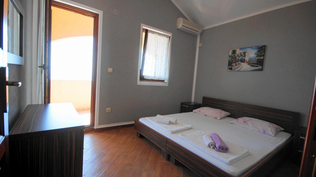 Apartmani Zona Sveti Stefan Exteriör bild