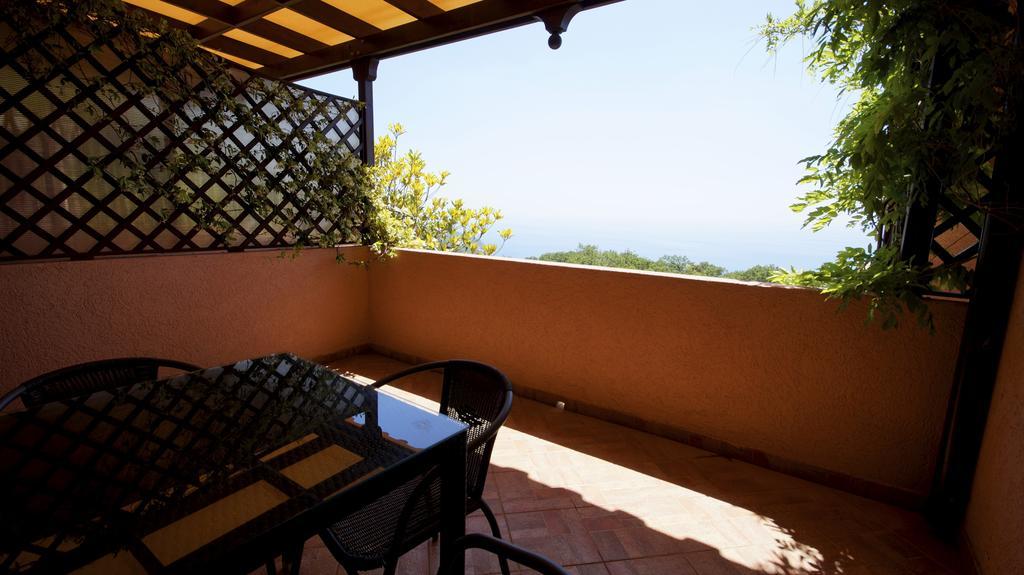 Apartmani Zona Sveti Stefan Exteriör bild